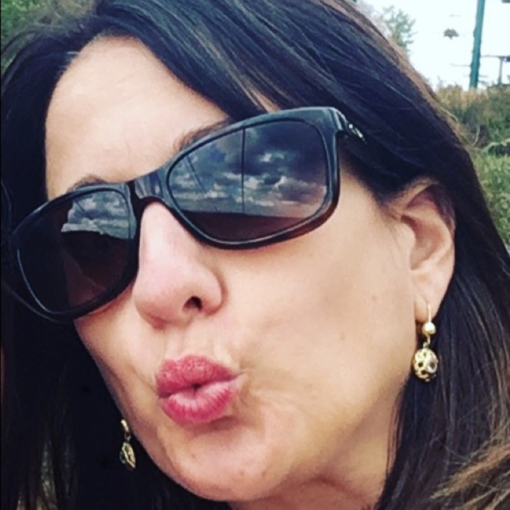 Meet your Posher, Antonette